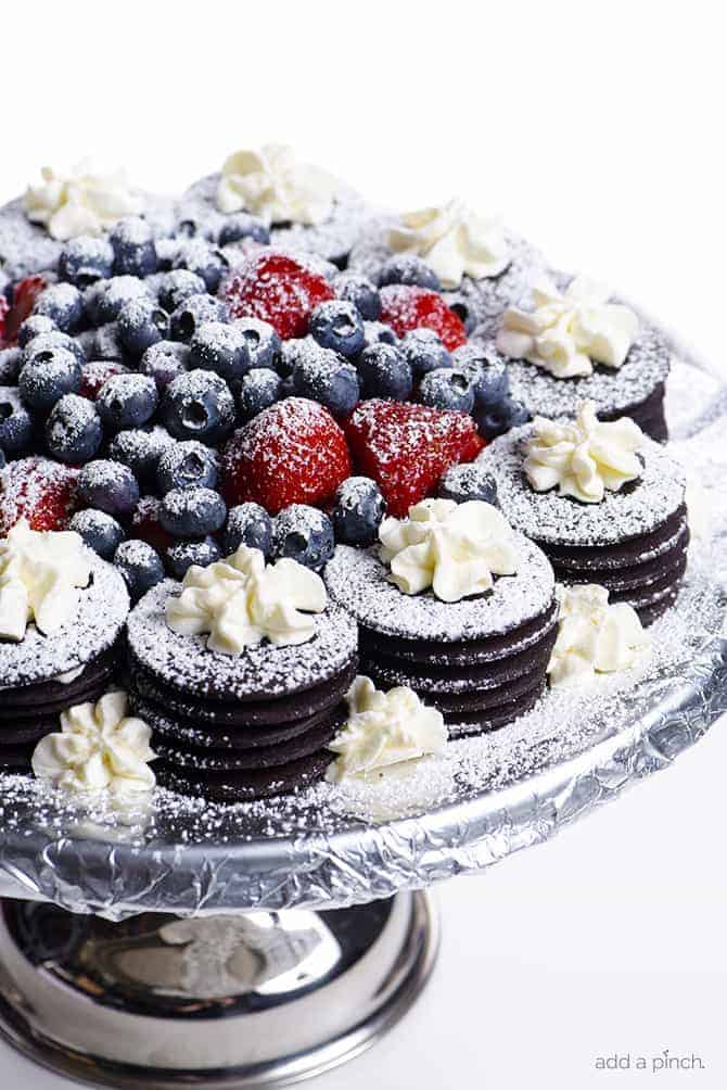 Quick & Easy No-Bake Chocolate Wafer Cheesecake Recipe